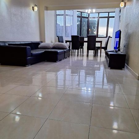 Seaput Srisayang Apartamento Batu Ferringhi Exterior foto