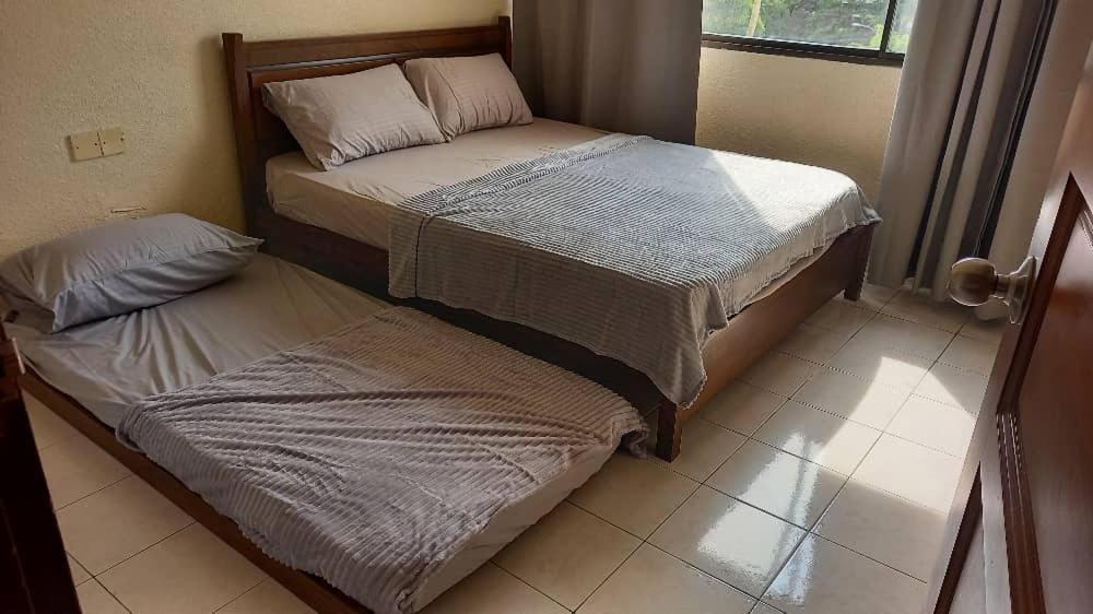 Seaput Srisayang Apartamento Batu Ferringhi Exterior foto