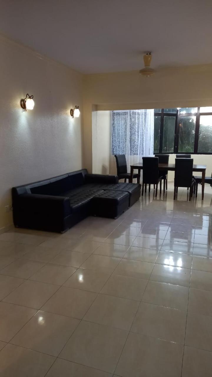 Seaput Srisayang Apartamento Batu Ferringhi Exterior foto