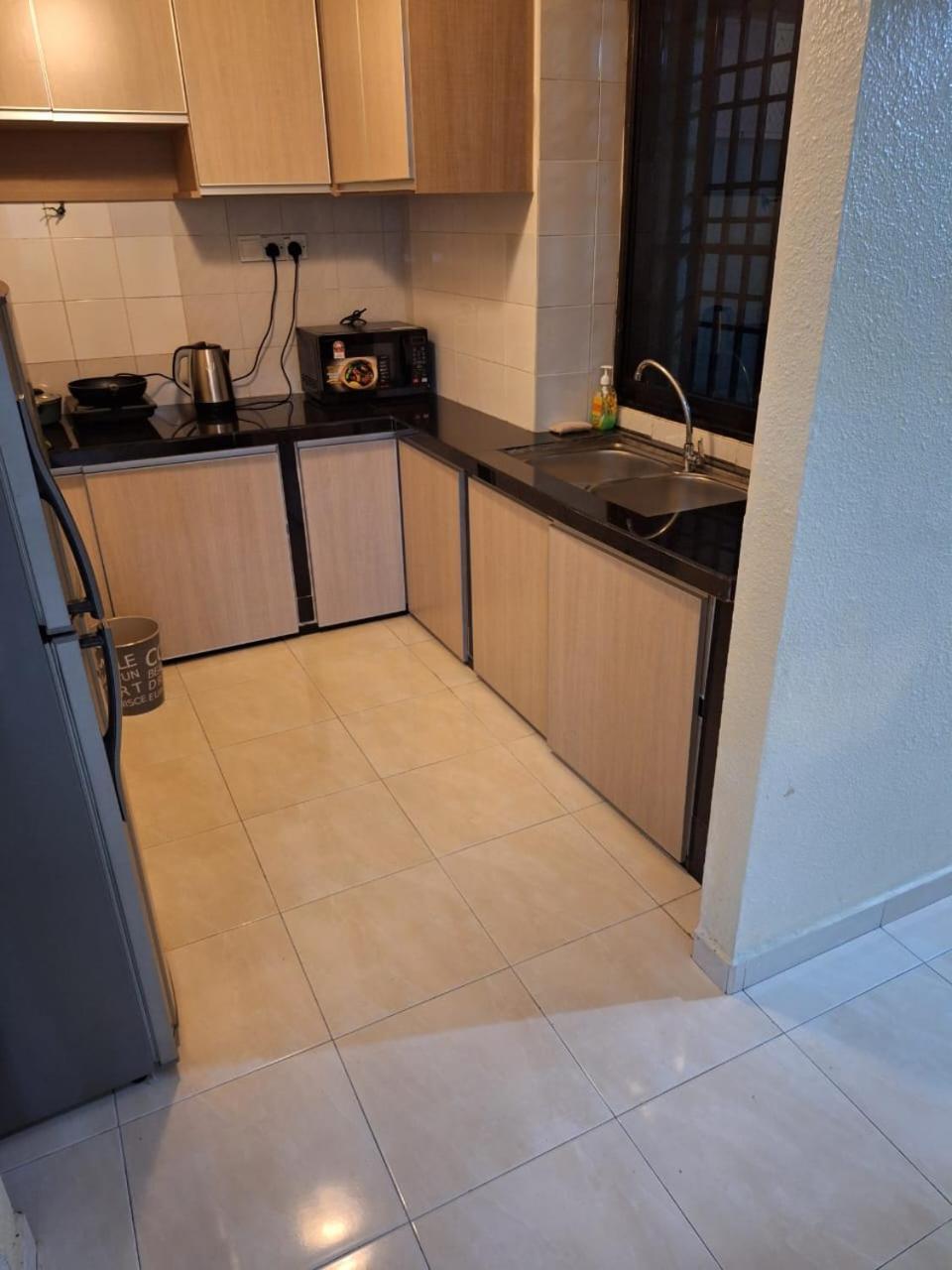 Seaput Srisayang Apartamento Batu Ferringhi Exterior foto